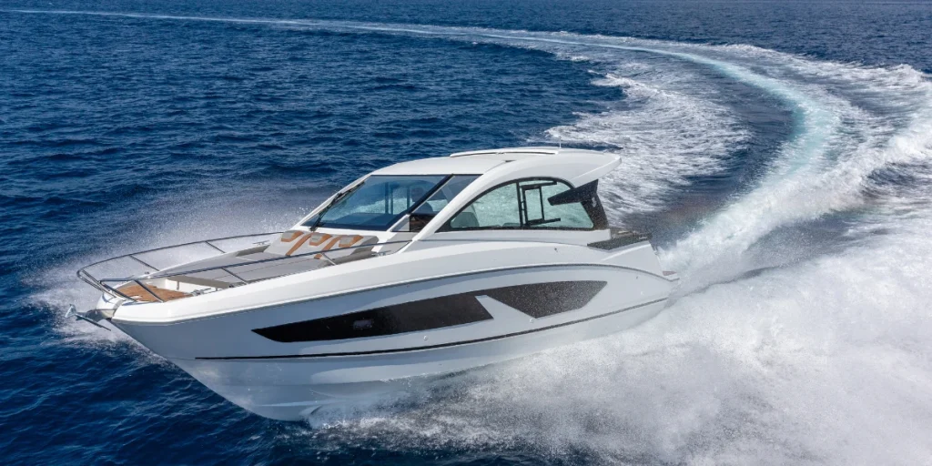 DETAILING NAUTIQUE SUR L'ÉTANG DE THAU