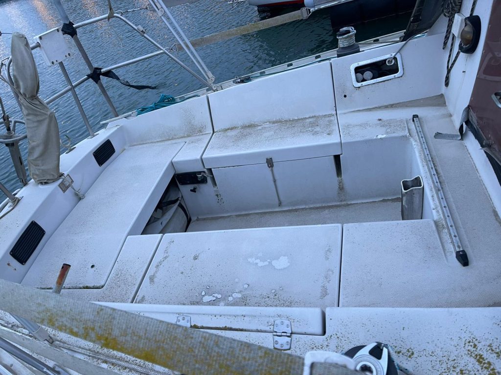 Nettoyage de voilier sur la côte d'azur