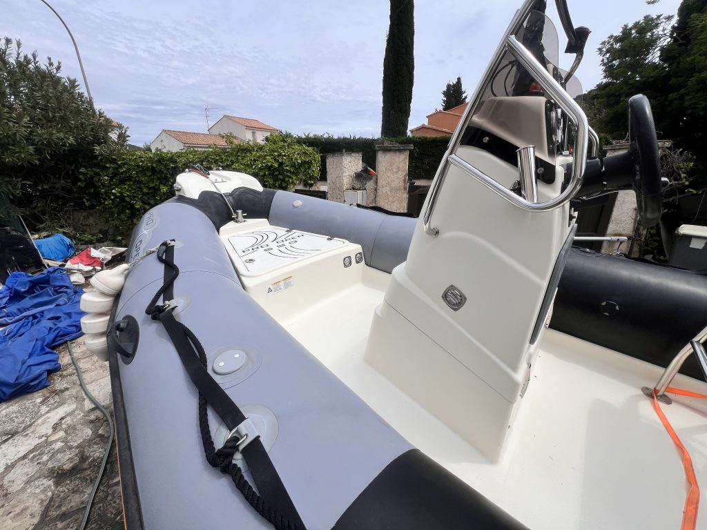 nettoyage voilier avant vente port Antibes