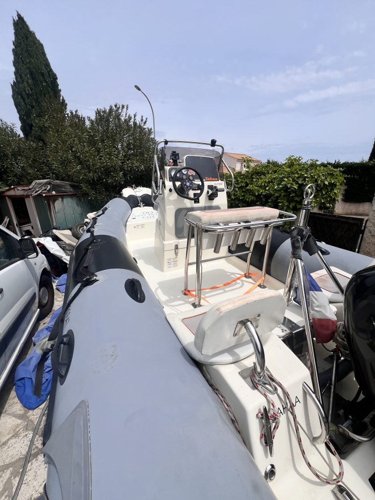 LAVAGE D'UN ZODIAC À DOMICILE